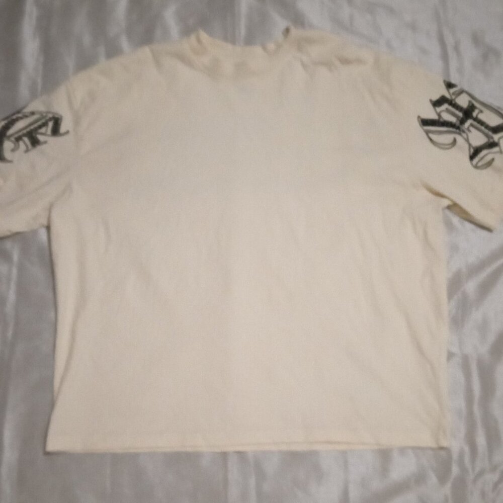 Boohoo Man men's short sleeves t-shirt cream with black marking size L